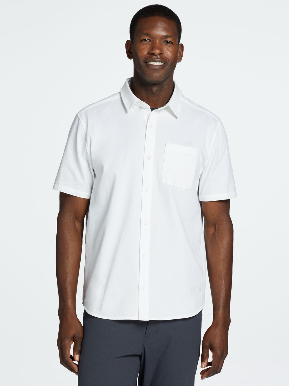 Men's Casual Short-Sleeve Button-Down Shirt in White b169s